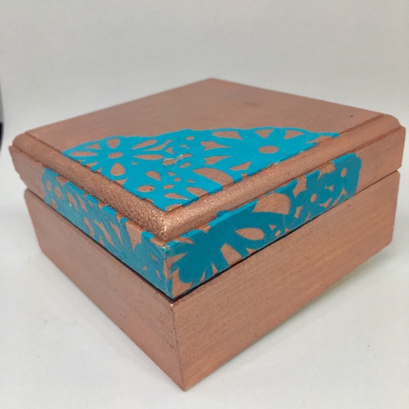 Keepsake Box - Picture 2 of 7